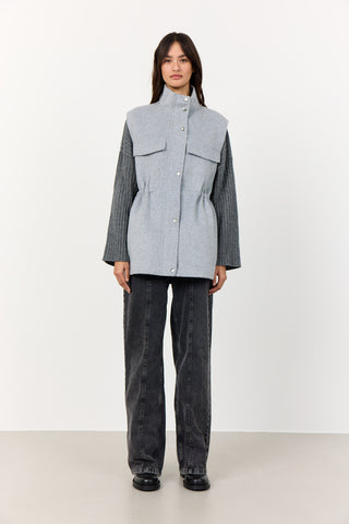 LR-OWA 30 Väst Ljusgrått