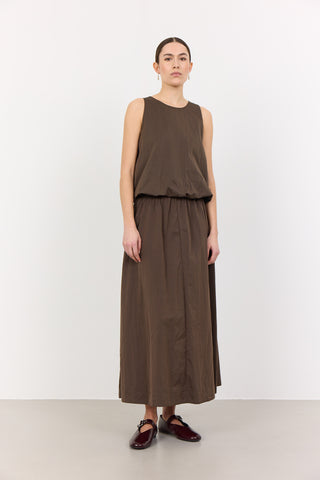 LR-LEA 1 Topp Mörkbrun