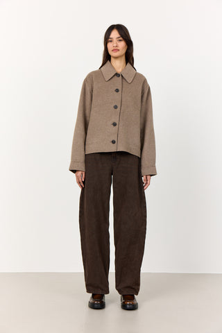 LR-OWA 25 Jacka Mörk sand