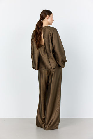 LR-NESSA 2 Blus Ljusbrun