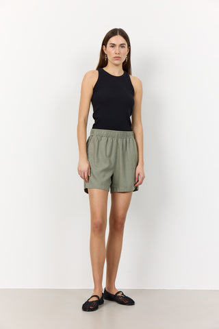 LR-NAJA 8 Shorts Grön