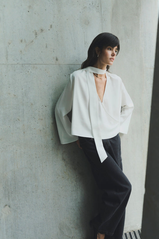 LR-UME 3 Blus Off white