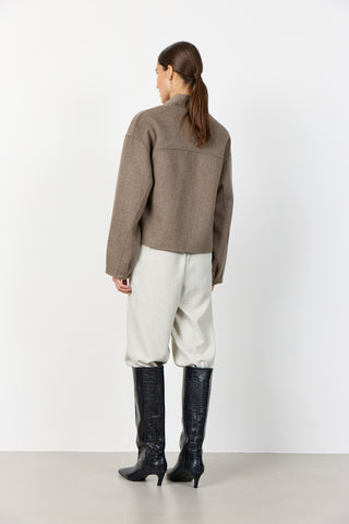 LR-OWA 39 Jacka Camel