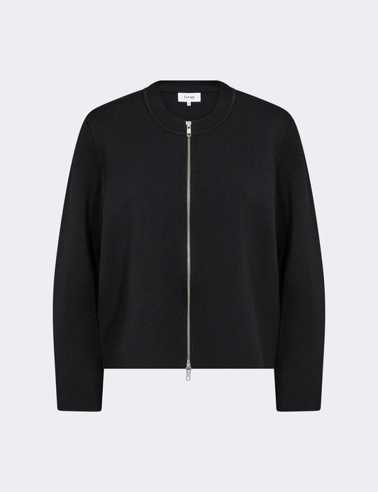 LR-UBAH 1 Jacka Svart