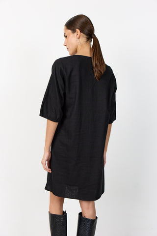 LR-NAJA 56 Klänning Svart